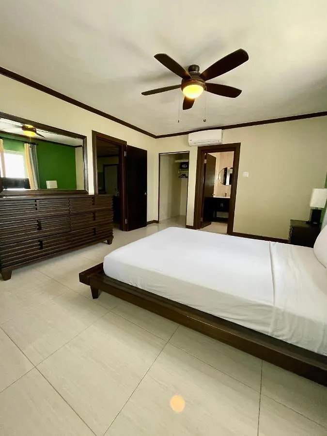 Inn The Town Port Antonio 0*,